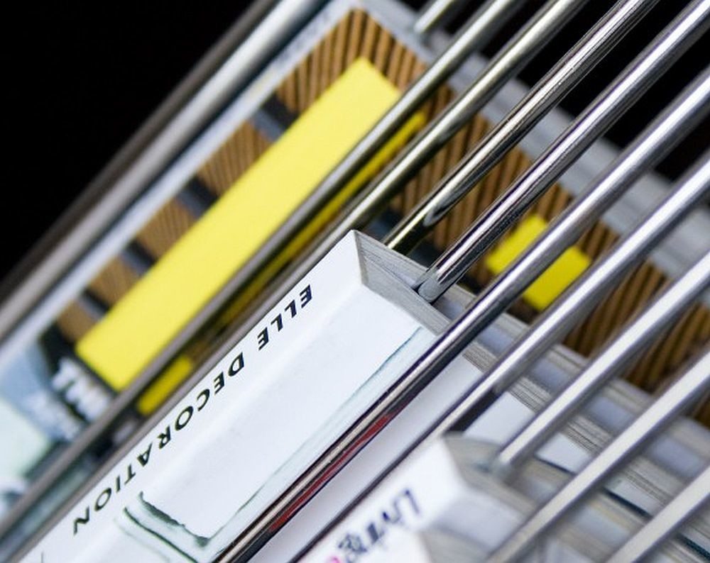 Float Magazine Rack - IPPINKA