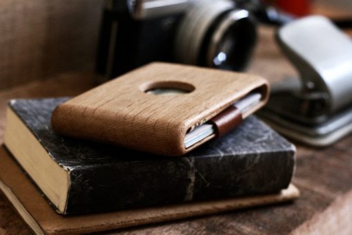 Wood Wallet, Oak with Leather Pull-out Strap