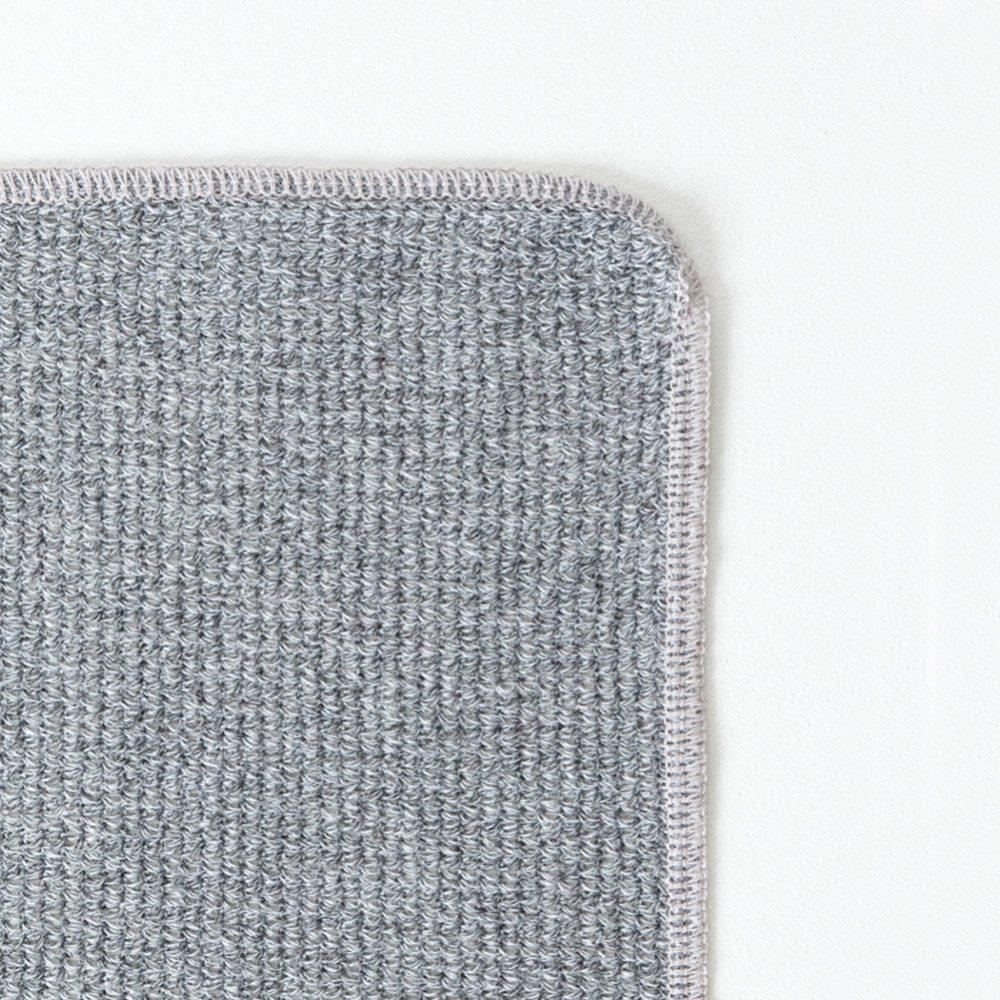 Binchotan Facial Scrub Towel IPPINKA