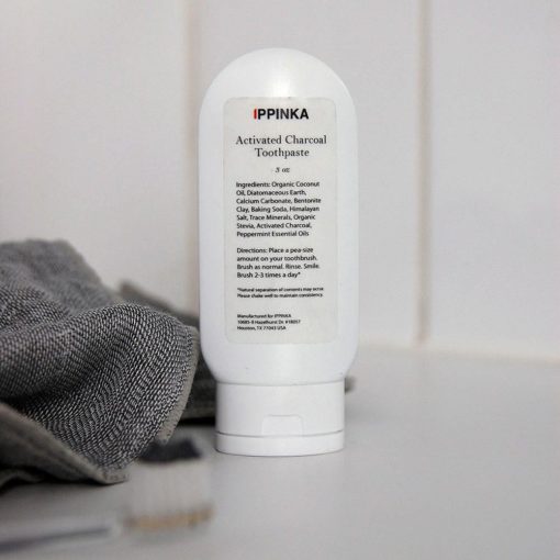 activated-charcoal-toothpaste-01