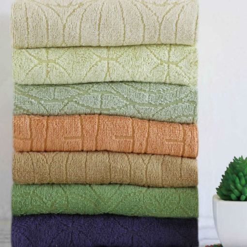 Vegetable-Dyed Towels