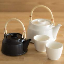 Dobin Tea Set