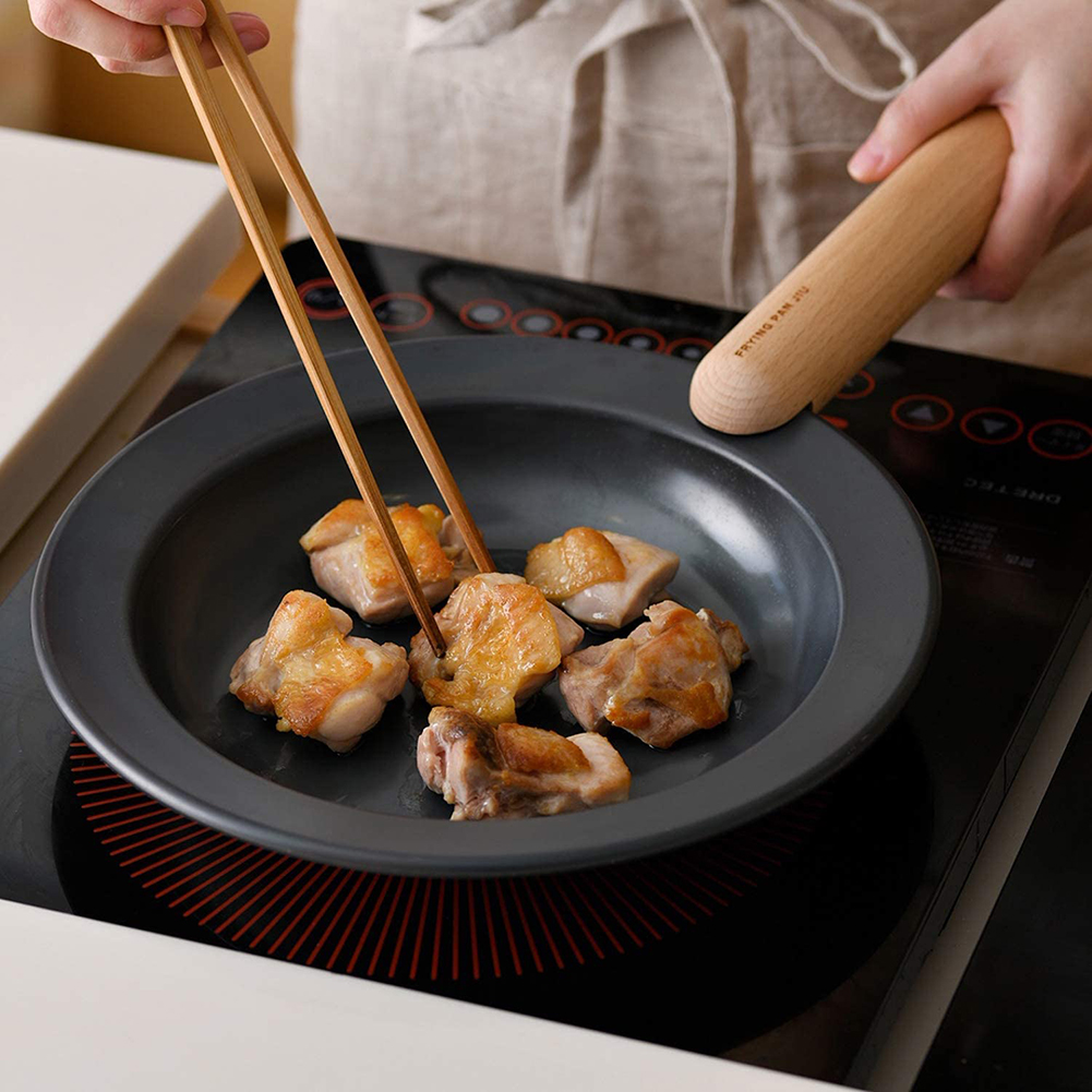 Japanese Lightweight Cast Iron Pan - IPPINKA