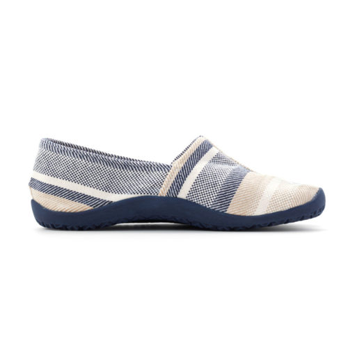 Espadrille-Style Tabi Shoes