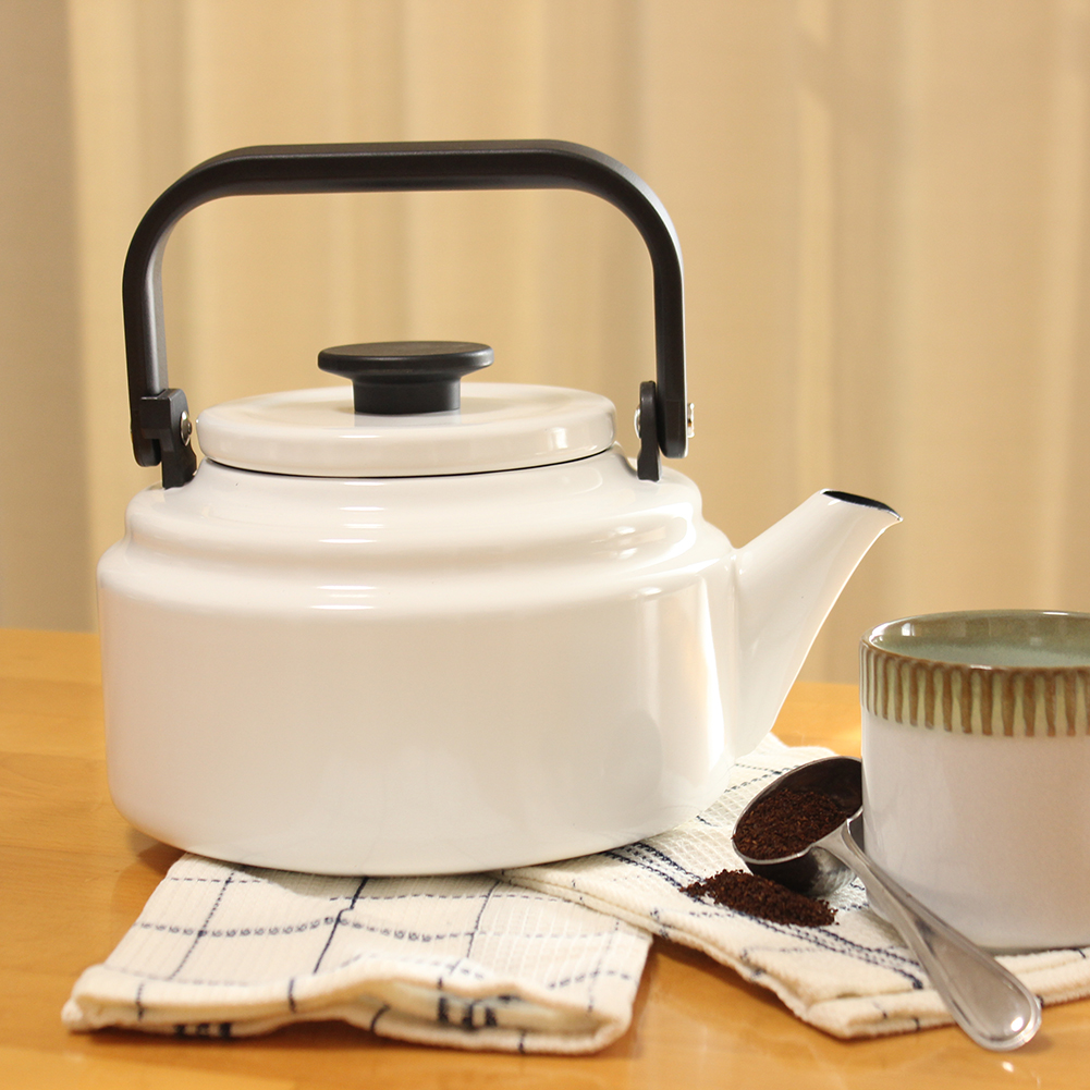 Noda Horo Enamel Kettle