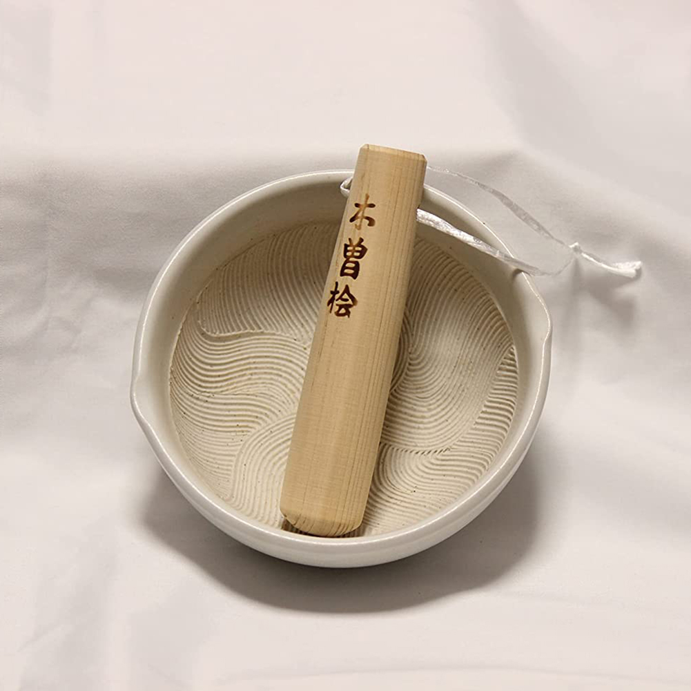 https://www.ippinka.com/wp-content/uploads/2022/04/Japanese-Mortar-Pestle-09.jpg